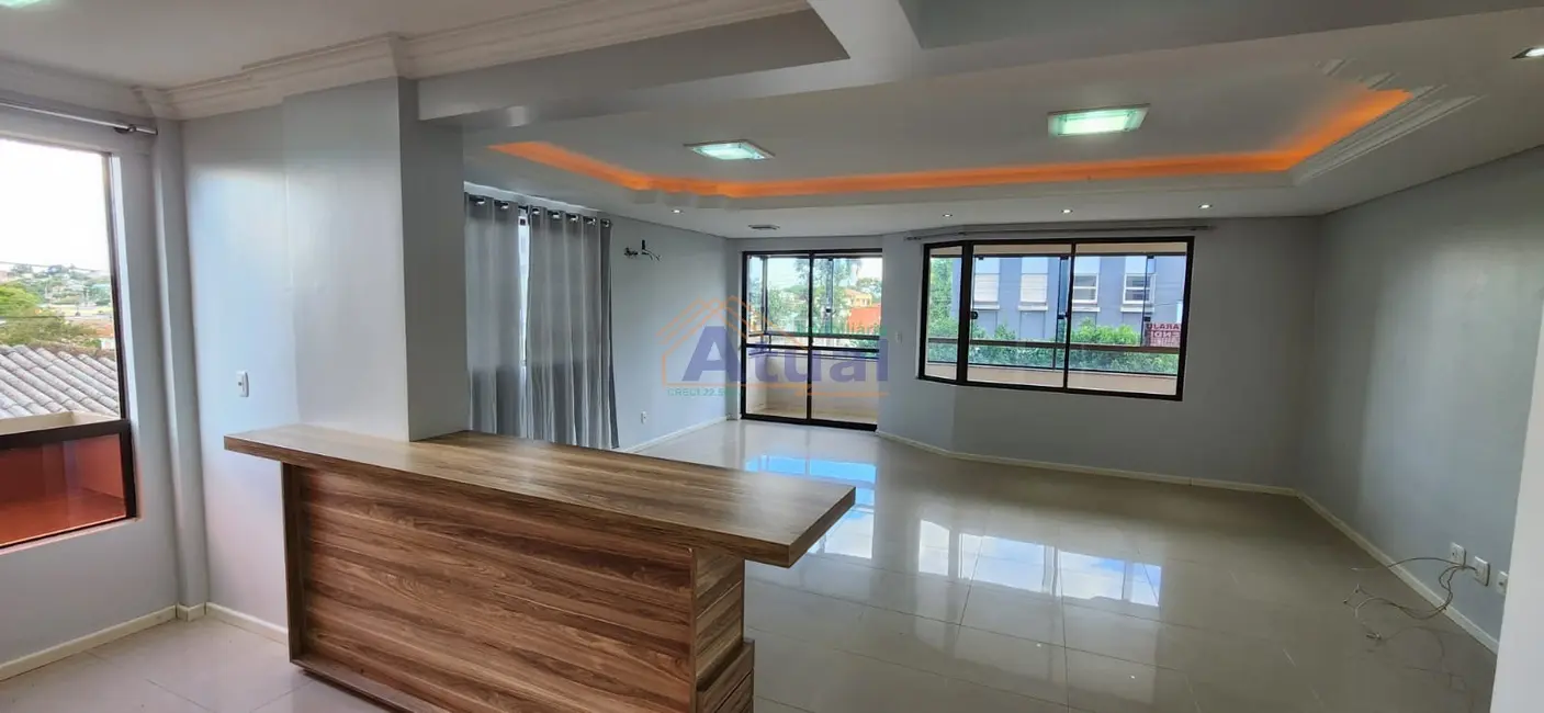 Foto 1 de Apartamento com 3 quartos à venda, 271m2 em Centro, Santo Angelo - RS