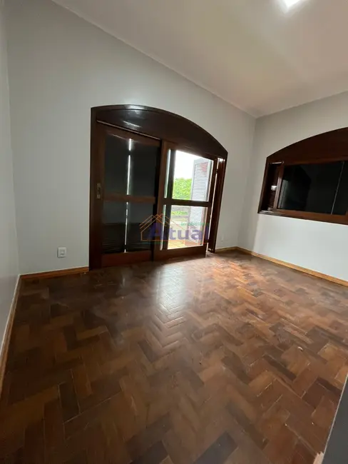 Foto 5 de Casa com 4 quartos à venda e para alugar em Dornelles, Santo Angelo - RS