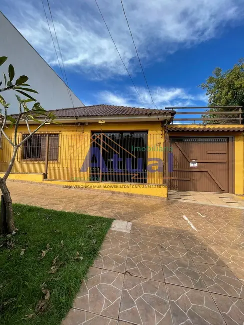 Foto 1 de Casa com 3 quartos à venda e para alugar, 182m2 em Centro, Santo Angelo - RS