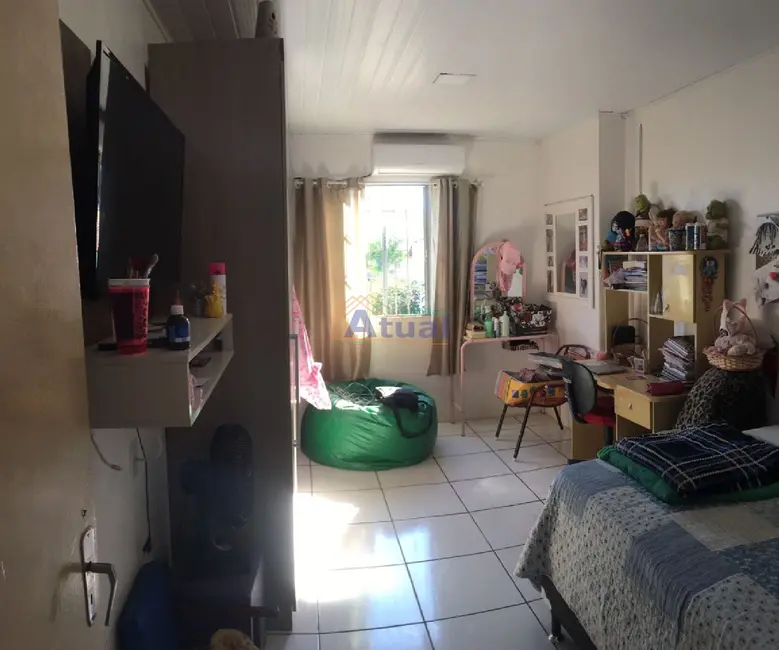 Foto 4 de Casa com 3 quartos à venda, 148m2 em Santo Angelo - RS