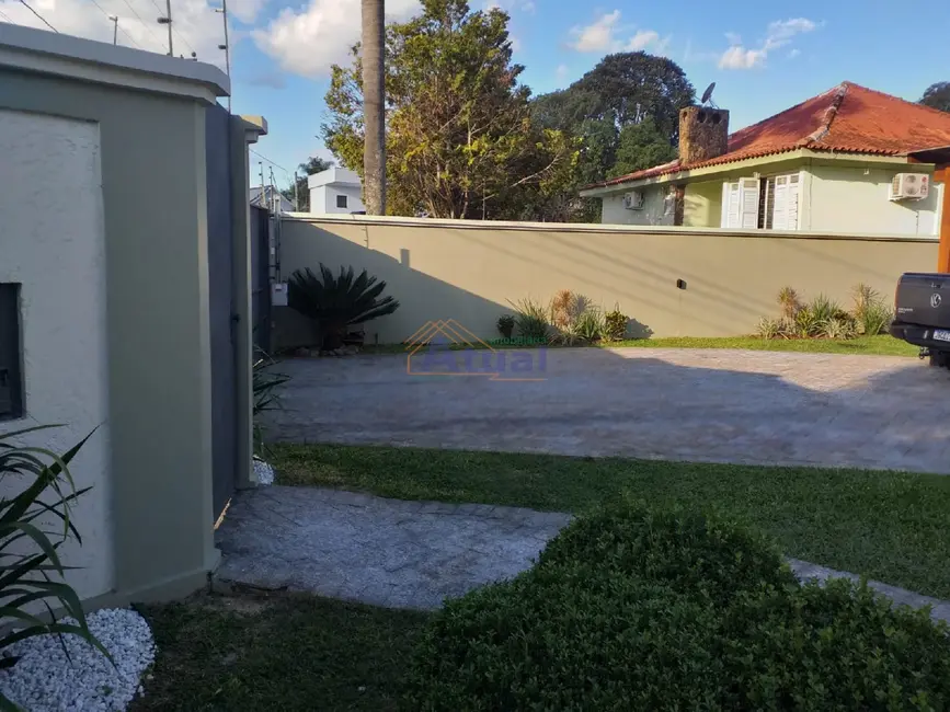 Casa com 3 quartos à venda, 303m2 em Santo Angelo - RS - imagem 6 Foto 6 de Casa com 3 quartos à venda, 303m2 em Santo Angelo - RS