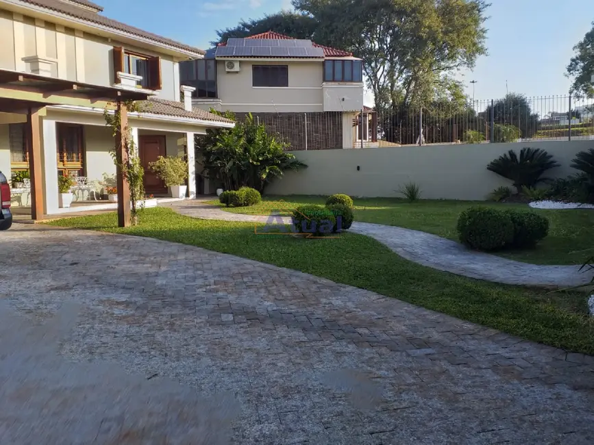 Casa com 3 quartos à venda, 303m2 em Santo Angelo - RS - imagem 5 Foto 5 de Casa com 3 quartos à venda, 303m2 em Santo Angelo - RS