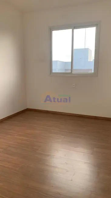 Foto 3 de Apartamento com 2 quartos para alugar em Kurtz, Santo Angelo - RS