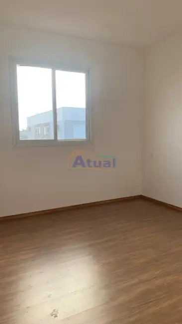 Foto 2 de Apartamento com 2 quartos para alugar em Kurtz, Santo Angelo - RS