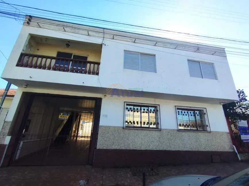 Foto 1 de Sobrado com 7 quartos à venda, 340m2 em Centro, Santo Angelo - RS