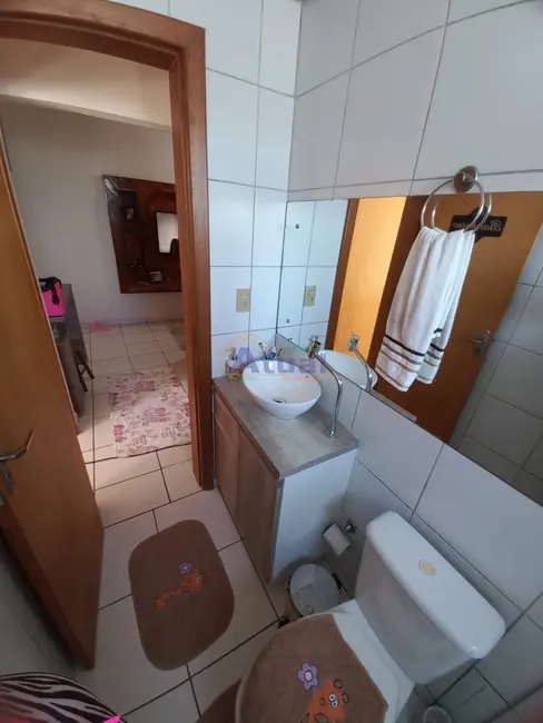 Foto 2 de Apartamento com 2 quartos à venda, 50m2 em Jardim das Palmeiras, Santo Angelo - RS