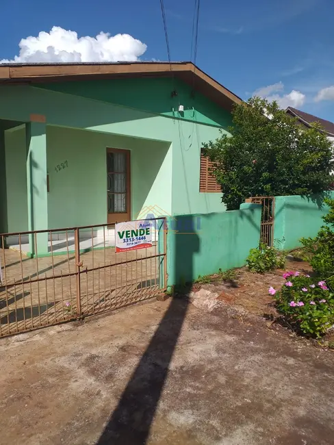 Foto 2 de Casa com 4 quartos à venda, 131m2 em Kurtz, Santo Angelo - RS