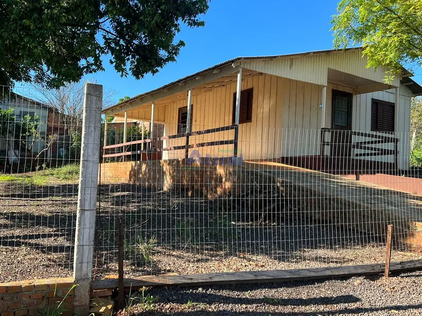 Foto 1 de Casa com 2 quartos à venda, 94m2 em Haller, Santo Angelo - RS