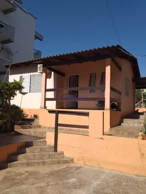 Foto 5 de Casa com 3 quartos à venda, 97m2 em Centro, Santo Angelo - RS
