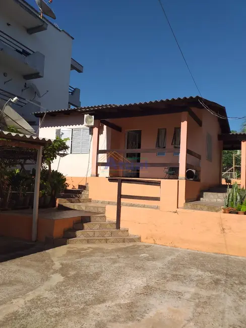 Foto 7 de Casa com 3 quartos à venda, 97m2 em Centro, Santo Angelo - RS