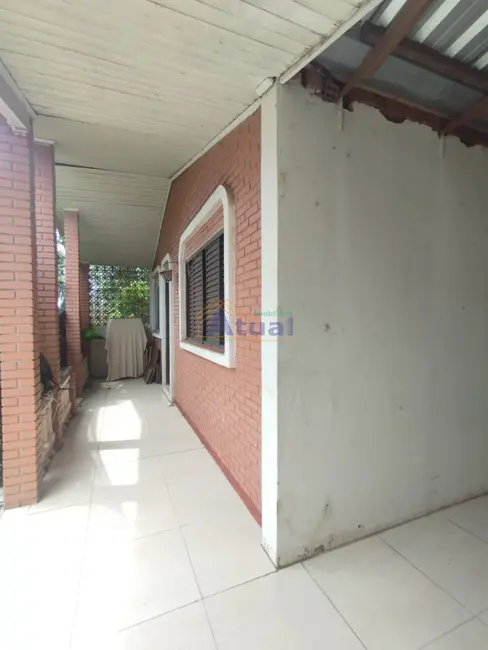 Casa com 5 quartos à venda, 475m2 em Centro, Santo Angelo - RS - imagem 4 Foto 4 de Casa com 5 quartos à venda, 475m2 em Centro, Santo Angelo - RS