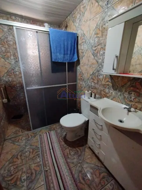 Casa com 3 quartos à venda, 124m2 em São Pedro, Santo Angelo - RS - imagem 4 Foto 4 de Casa com 3 quartos à venda, 124m2 em São Pedro, Santo Angelo - RS