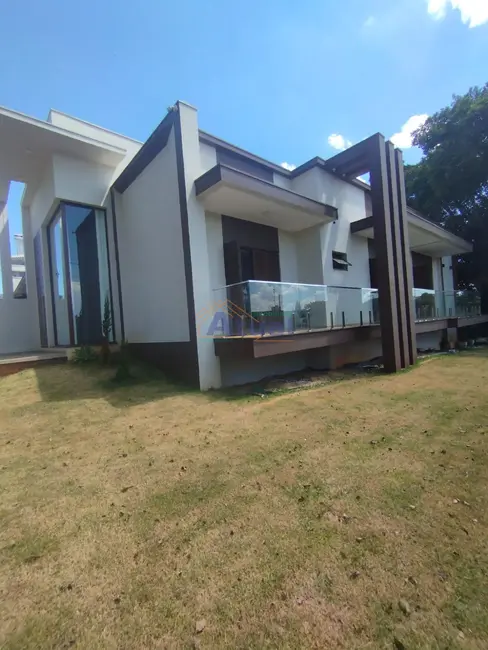 Foto 2 de Casa com 3 quartos à venda, 220m2 em Jardim das Palmeiras, Santo Angelo - RS