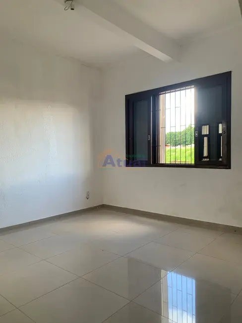 Sobrado com 4 quartos à venda, 238m2 em Centro, Santo Angelo - RS - imagem 4 Foto 4 de Sobrado com 4 quartos à venda, 238m2 em Centro, Santo Angelo - RS