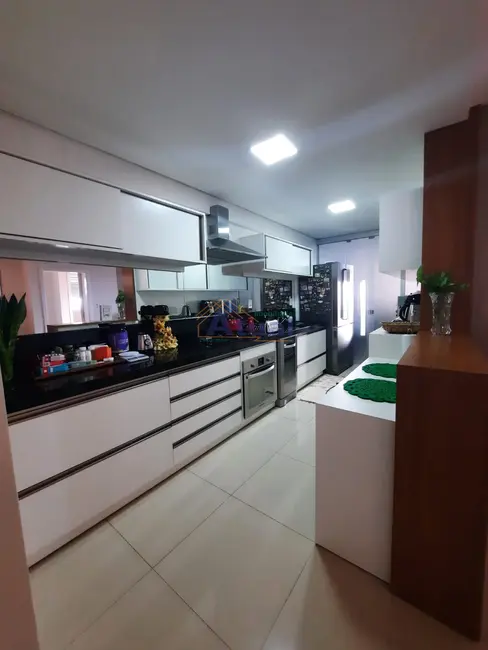 Foto 5 de Apartamento com 3 quartos à venda, 120m2 em Centro, Santo Angelo - RS
