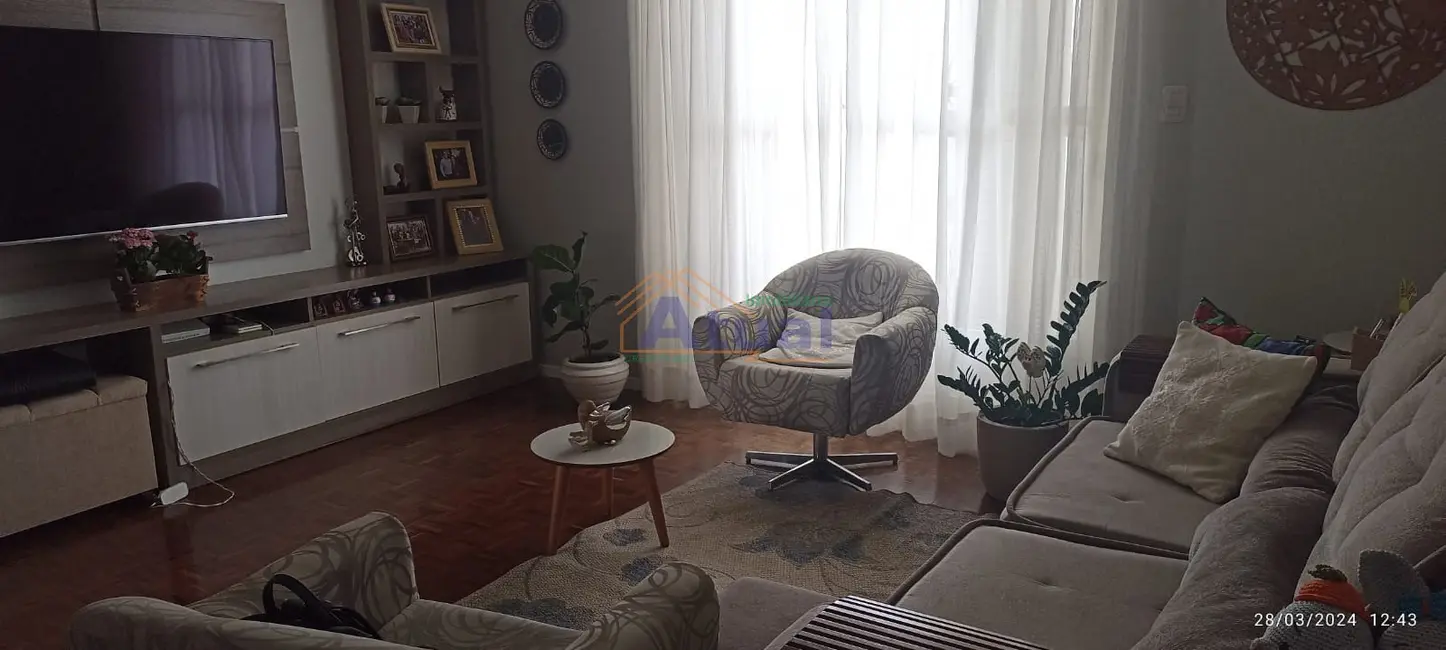 Foto 1 de Apartamento com 3 quartos à venda e para alugar, 105m2 em Centro, Santo Angelo - RS