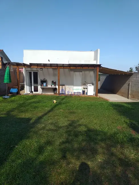 Casa com 2 quartos à venda, 70m2 em Santo Angelo - RS - imagem 9 Foto 9 de Casa com 2 quartos à venda, 70m2 em Santo Angelo - RS