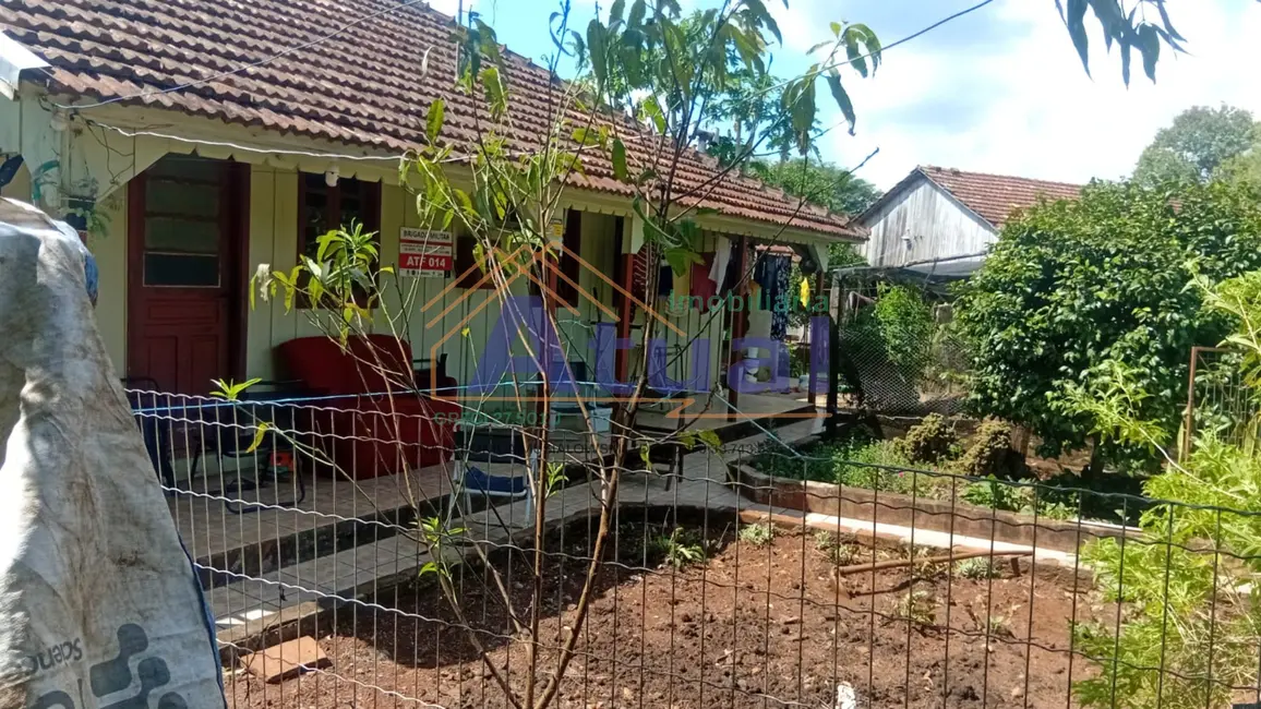 Foto 3 de Sítio / Rancho com 3 quartos à venda, 100m2 em Santo Angelo - RS