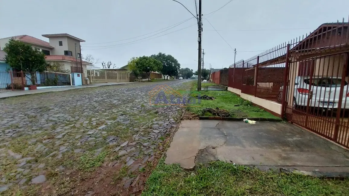 Foto 2 de Casa com 2 quartos à venda, 121m2 em Santo Angelo - RS