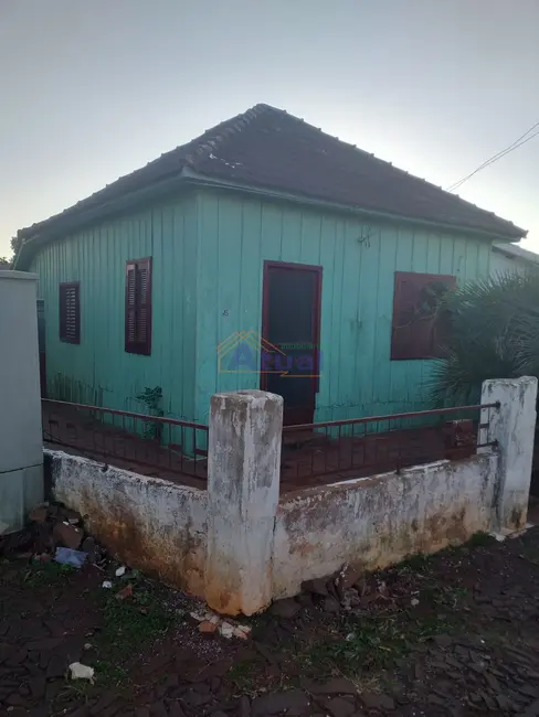 Foto 1 de Casa com 2 quartos à venda, 66m2 em Pippi, Santo Angelo - RS