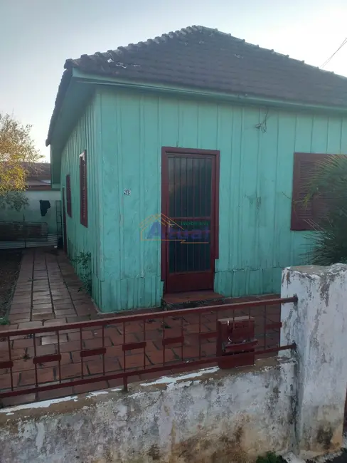 Foto 2 de Casa com 2 quartos à venda, 66m2 em Pippi, Santo Angelo - RS