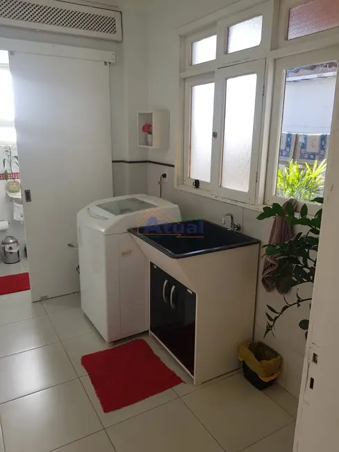 Apartamento com 3 quartos à venda, 335m2 em Centro, Santo Angelo - RS - imagem 6 Foto 6 de Apartamento com 3 quartos à venda, 335m2 em Centro, Santo Angelo - RS
