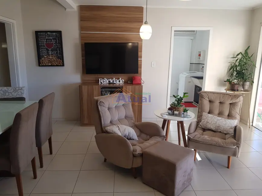 Apartamento com 3 quartos à venda, 335m2 em Centro, Santo Angelo - RS - imagem 7 Foto 7 de Apartamento com 3 quartos à venda, 335m2 em Centro, Santo Angelo - RS
