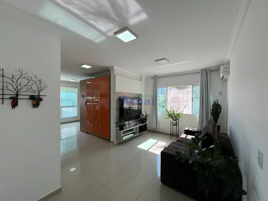 Foto 2 de Apartamento com 2 quartos à venda, 120m2 em Meia Praia, Itapema - SC