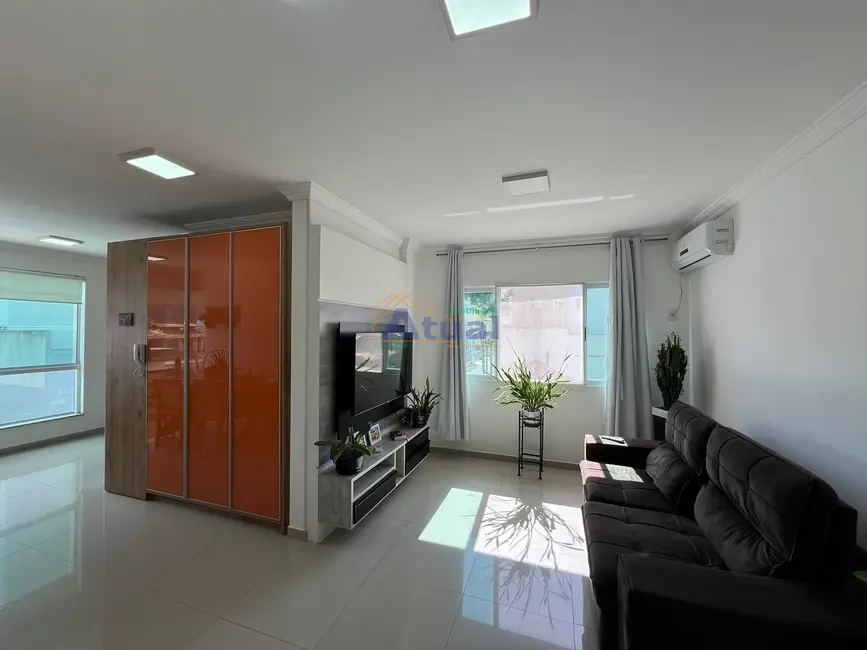 Foto 3 de Apartamento com 2 quartos à venda, 120m2 em Meia Praia, Itapema - SC