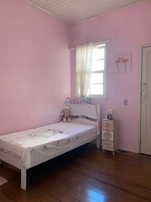 Casa com 3 quartos à venda, 126m2 em Centro, Santo Angelo - RS - imagem 7 Foto 7 de Casa com 3 quartos à venda, 126m2 em Centro, Santo Angelo - RS