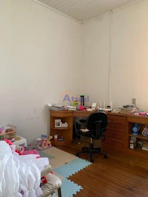 Casa com 3 quartos à venda, 126m2 em Centro, Santo Angelo - RS - imagem 8 Foto 8 de Casa com 3 quartos à venda, 126m2 em Centro, Santo Angelo - RS