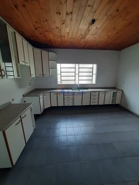 Casa com 3 quartos à venda, 166m2 em Dornelles, Santo Angelo - RS - imagem 9 Foto 9 de Casa com 3 quartos à venda, 166m2 em Dornelles, Santo Angelo - RS