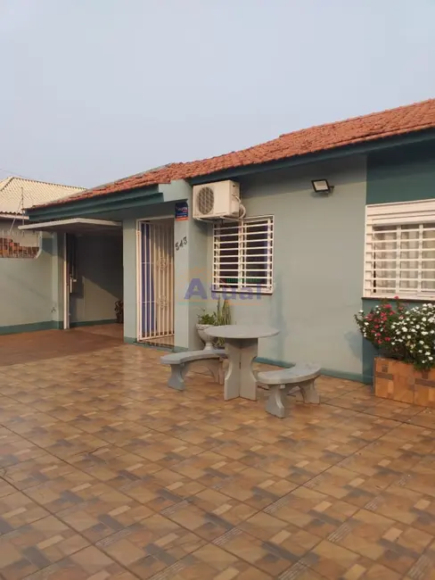 Foto 1 de Casa com 2 quartos à venda, 266m2 em Oliveira, Santo Angelo - RS