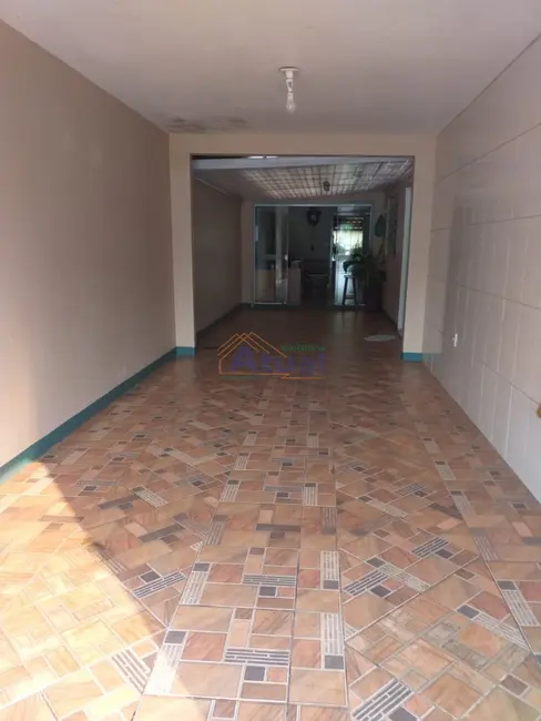 Casa com 2 quartos à venda, 266m2 em Oliveira, Santo Angelo - RS - imagem 4 Foto 4 de Casa com 2 quartos à venda, 266m2 em Oliveira, Santo Angelo - RS