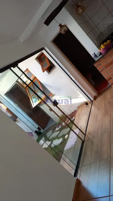 Casa com 2 quartos à venda, 115m2 em Aguiar, Santo Angelo - RS - imagem 3 Foto 3 de Casa com 2 quartos à venda, 115m2 em Aguiar, Santo Angelo - RS