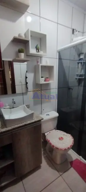 Casa com 2 quartos à venda, 115m2 em Aguiar, Santo Angelo - RS - imagem 8 Foto 8 de Casa com 2 quartos à venda, 115m2 em Aguiar, Santo Angelo - RS