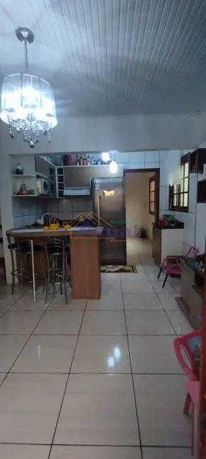 Casa com 2 quartos à venda, 115m2 em Aguiar, Santo Angelo - RS - imagem 9 Foto 9 de Casa com 2 quartos à venda, 115m2 em Aguiar, Santo Angelo - RS