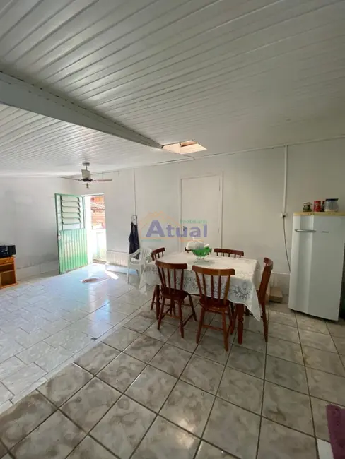 Foto 9 de Casa com 2 quartos à venda, 148m2 em Dytz, Santo Angelo - RS