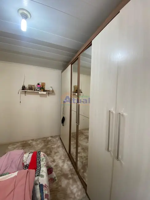 Foto 3 de Casa com 2 quartos à venda, 140m2 em Santo Angelo - RS