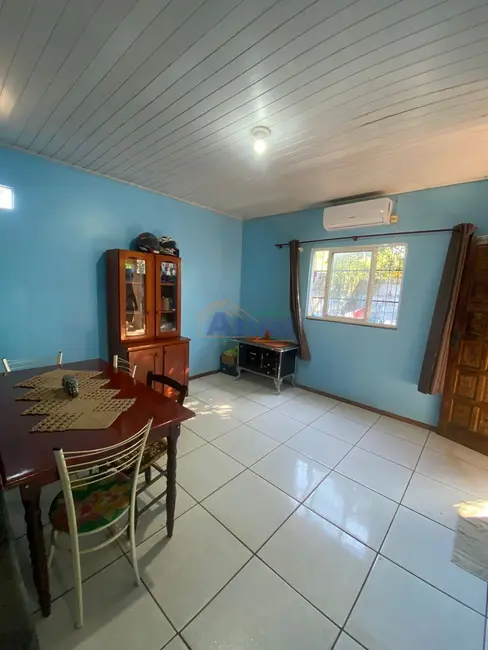 Foto 3 de Casa com 4 quartos à venda, 115m2 em Olavo Reis, Santo Angelo - RS
