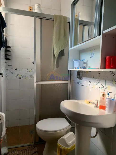 Casa com 4 quartos à venda, 210m2 em Centro, Santo Angelo - RS - imagem 5 Foto 5 de Casa com 4 quartos à venda, 210m2 em Centro, Santo Angelo - RS