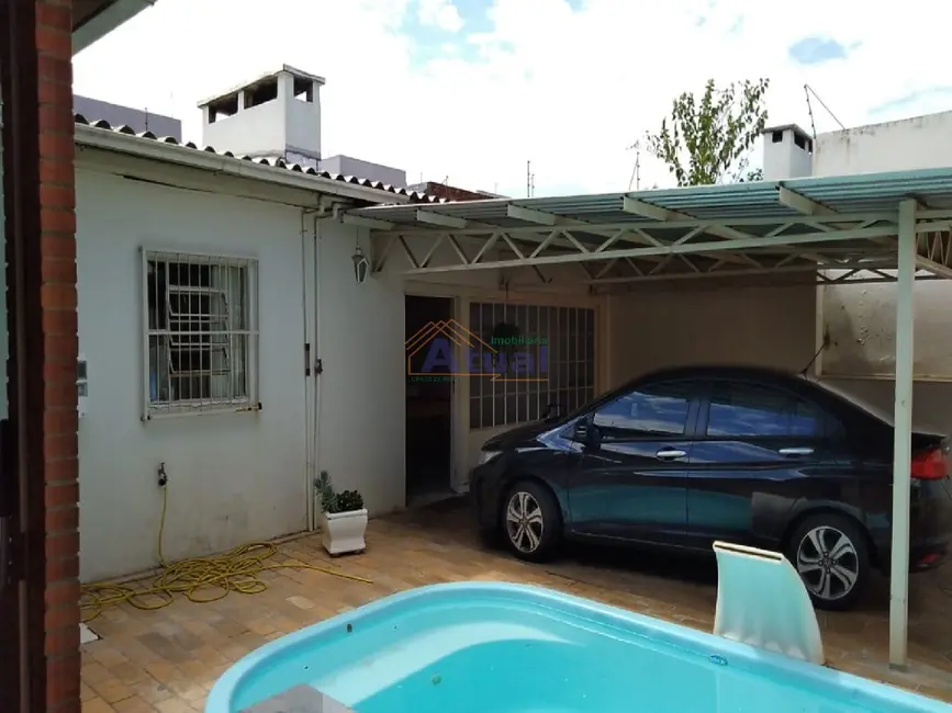 Foto 5 de Casa com 4 quartos à venda e para alugar, 300m2 em Santo Angelo - RS