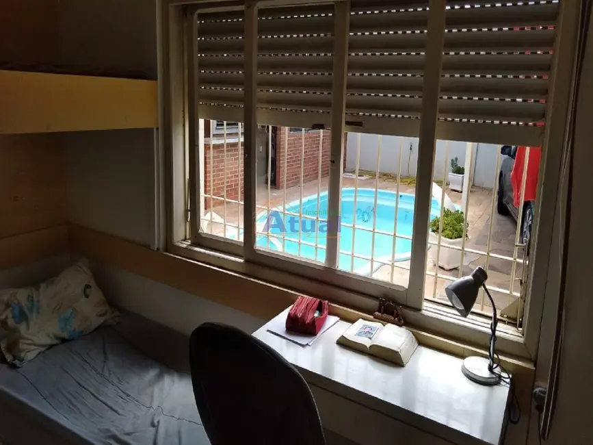 Foto 4 de Casa com 4 quartos à venda e para alugar, 300m2 em Santo Angelo - RS