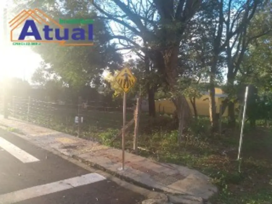 Foto 2 de Terreno / Lote à venda, 360m2 em Santo Angelo - RS