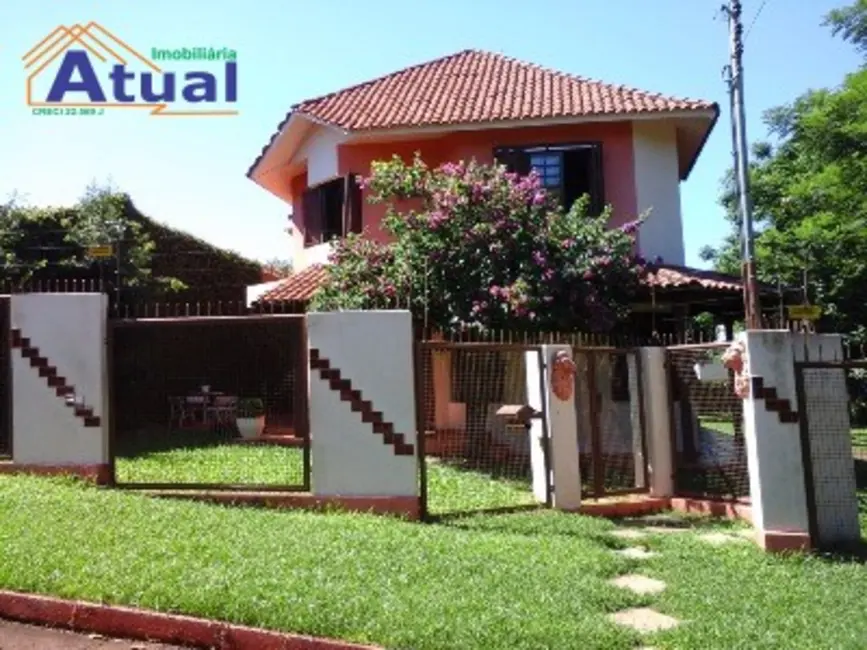 Foto 1 de Casa com 3 quartos à venda, 300m2 em Centro, Santo Angelo, RS
