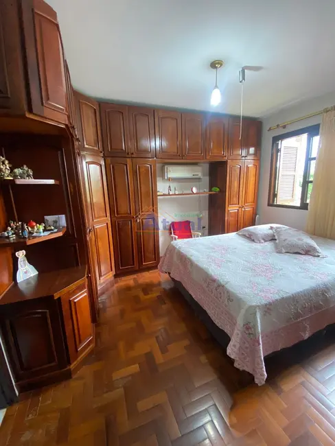 Casa com 3 quartos à venda, 110m2 em Jardim Residencial Sabo, Santo Angelo - RS - imagem 9 Foto 9 de Casa com 3 quartos à venda, 110m2 em Jardim Residencial Sabo, Santo Angelo - RS