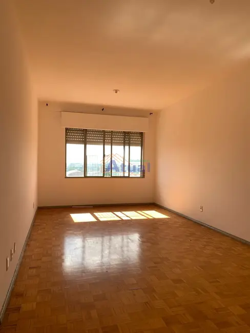 Foto 1 de Apartamento com 3 quartos para alugar em Centro, Santo Angelo - RS