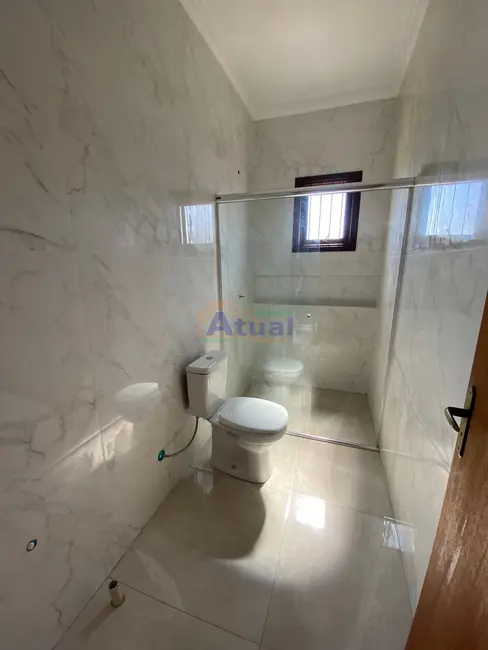 Foto 9 de Casa com 3 quartos à venda, 210m2 em Santo Angelo - RS