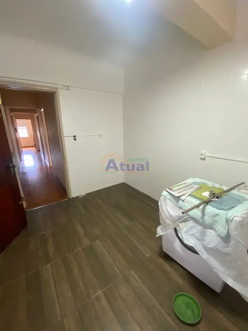 Apartamento com 3 quartos à venda, 175m2 em Centro, Santo Angelo - RS - imagem 9 Foto 9 de Apartamento com 3 quartos à venda, 175m2 em Centro, Santo Angelo - RS