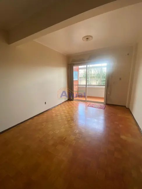 Apartamento com 3 quartos à venda, 175m2 em Centro, Santo Angelo - RS - imagem 7 Foto 7 de Apartamento com 3 quartos à venda, 175m2 em Centro, Santo Angelo - RS